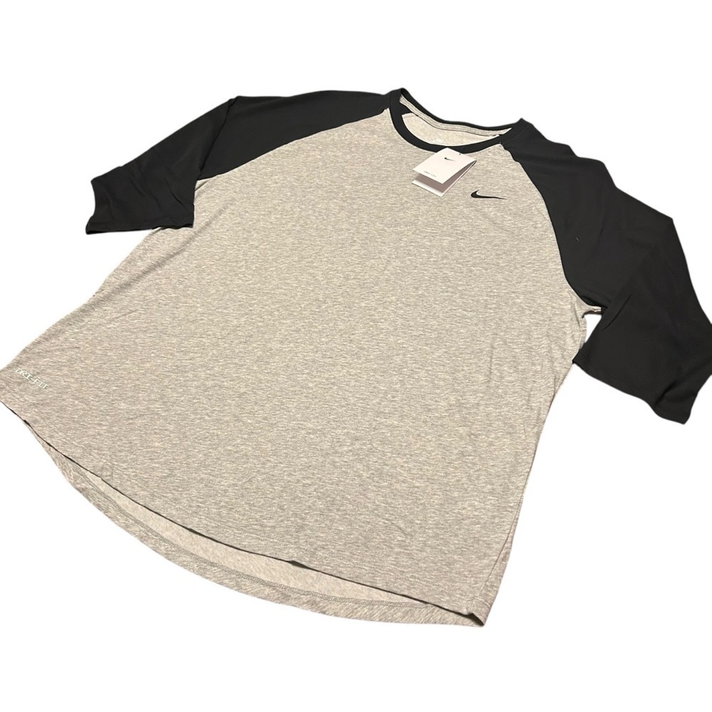 NIKE MEN'S DRY 3/4 SLEEVE RAGLAN TOP Dk Grey Heather/Black/Black NWT - Picture 4 of 6